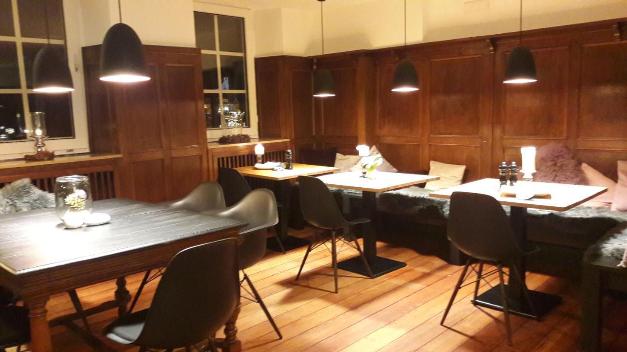 Gaestehaus Burgberg, Weinhaus Fries Kattenes Dış mekan fotoğraf