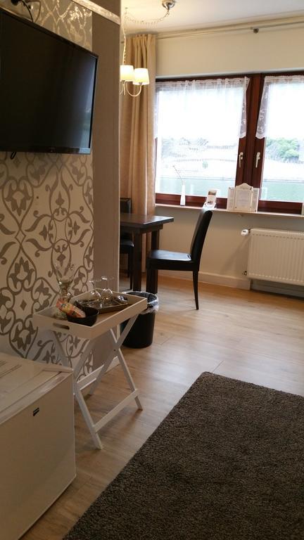Gaestehaus Burgberg, Weinhaus Fries Kattenes Dış mekan fotoğraf