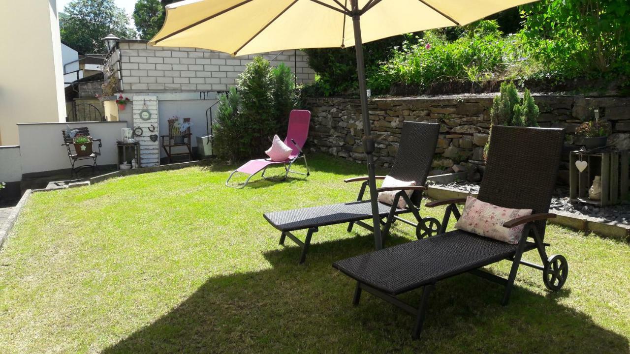 Gaestehaus Burgberg, Weinhaus Fries Kattenes Dış mekan fotoğraf